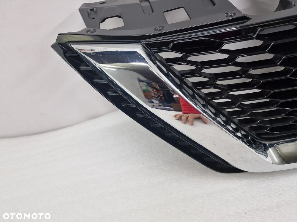 NISSAN QASHQAI II 2 LIFT 17- ATRAPA / GRILL PRZEDNI PRZÓD , NR 6932U100 / 62310HV2 , NR AUKCJI GL386 - 5