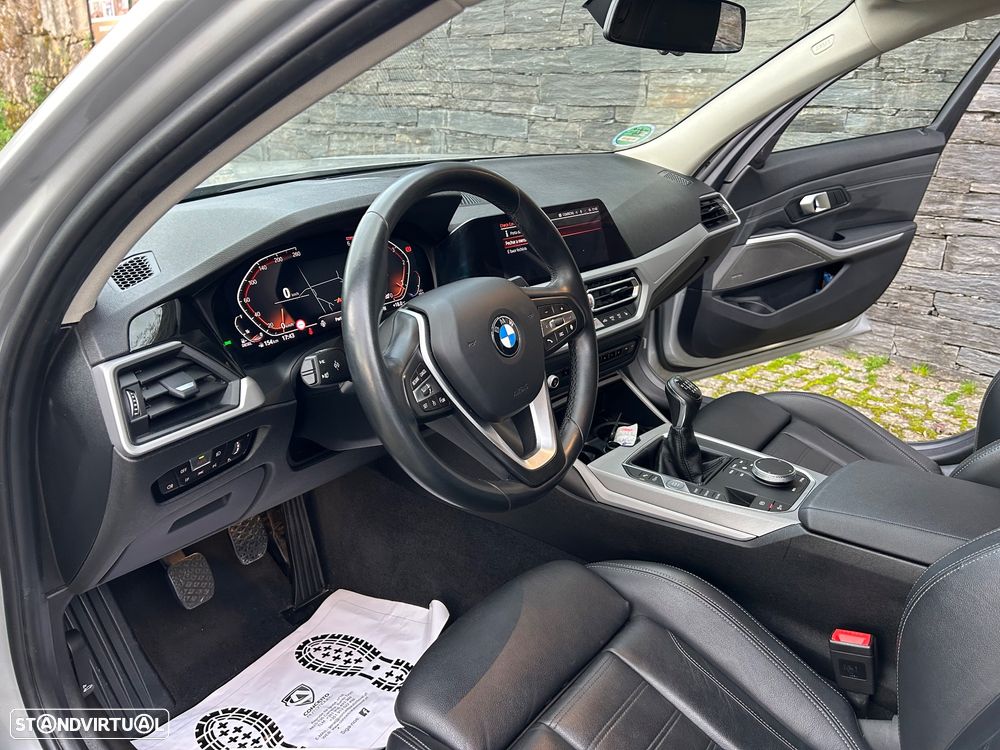 BMW 320 d Line Sport - 11