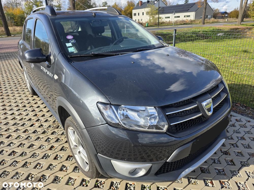 Dacia Sandero Stepway TCe 100 Celebration - 2