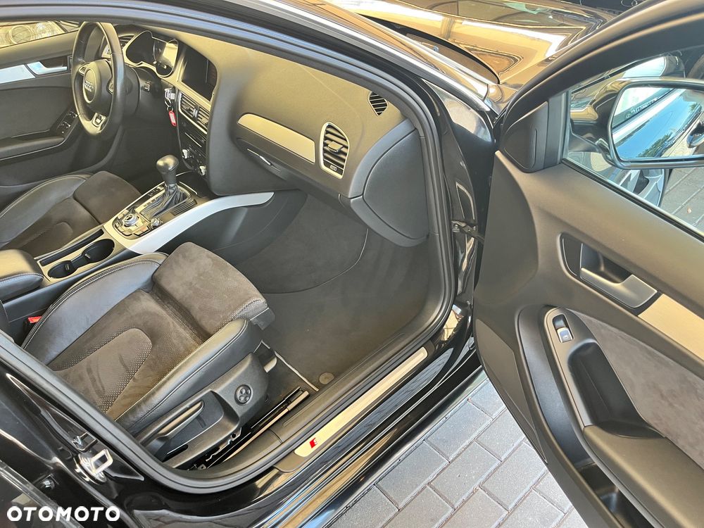 Audi A4 Avant 2.0 TDI DPF multitronic S line Sportpaket - 15