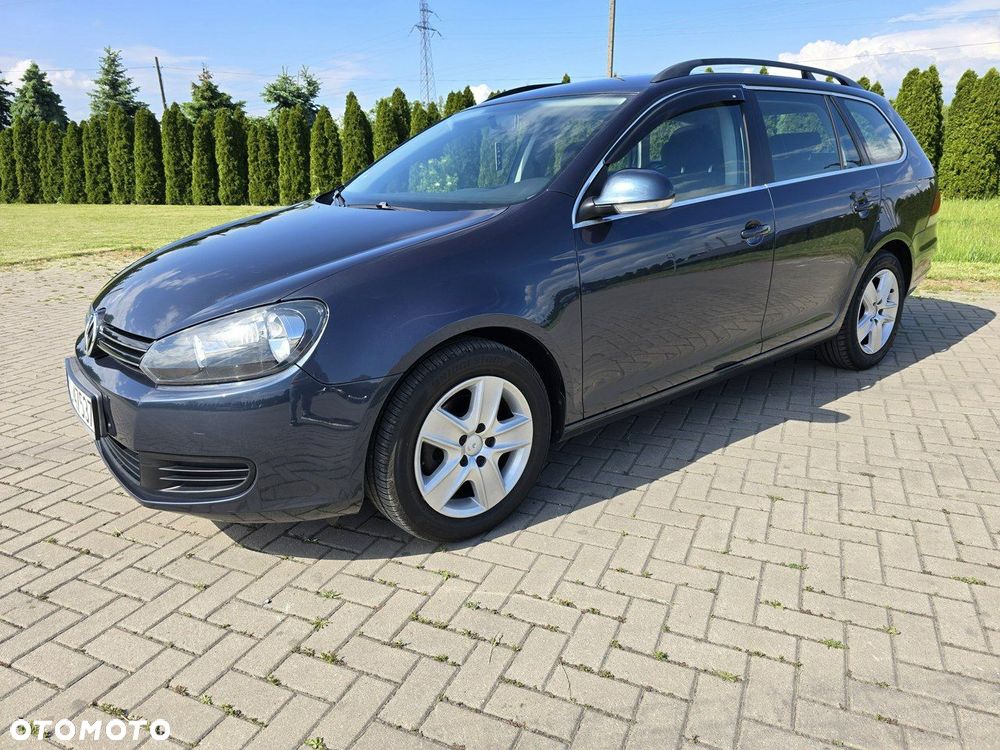 Volkswagen Golf - 6