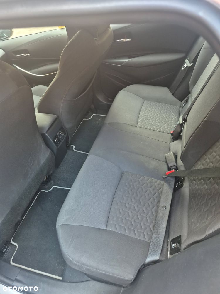 Toyota Corolla 2.0 Hybrid Comfort - 8