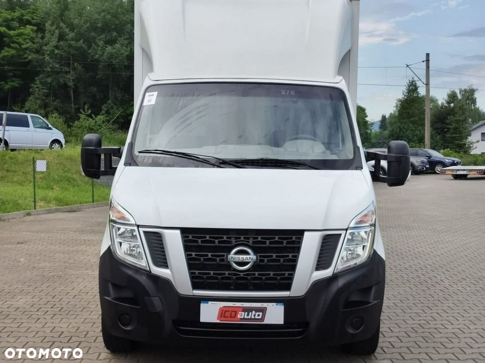Nissan NV 400 - 2