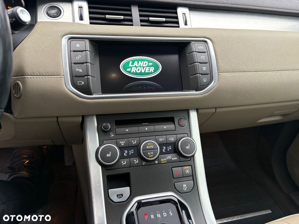 Land Rover Range Rover Evoque Si4 SE Dynamic - 25