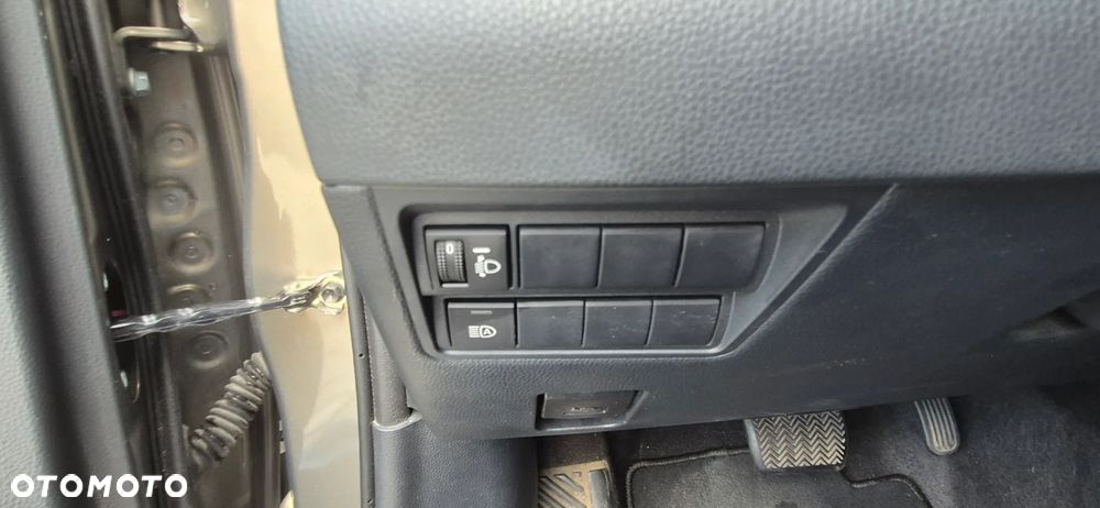 Toyota Yaris Hybrid 1.5 Executive - 16