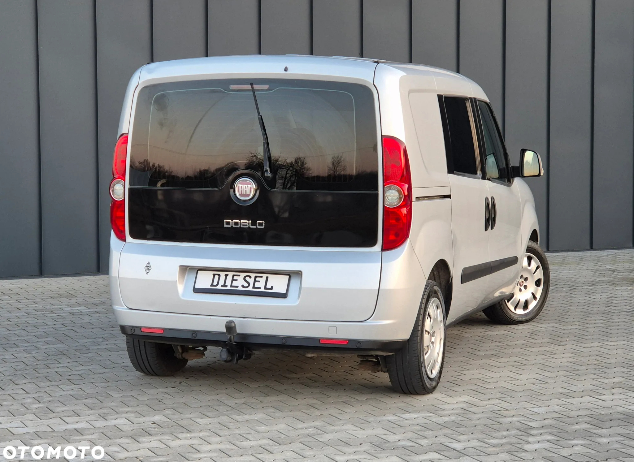 Fiat Doblo 2.0 Multijet 16V Emotion - 32