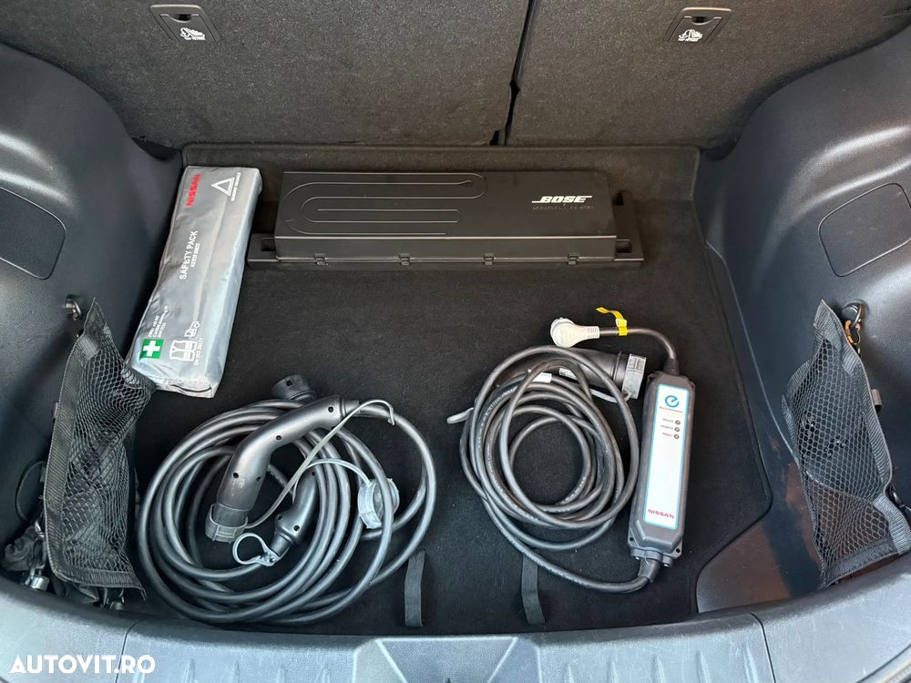 Nissan LEAF 40 kWh Tekna - 37