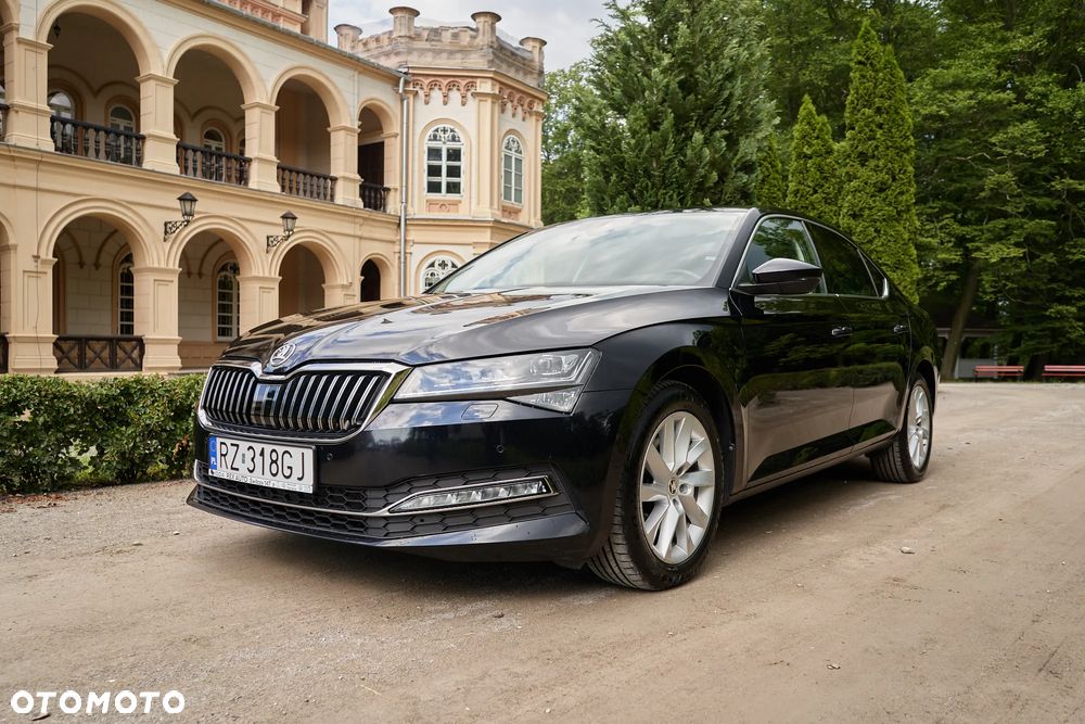 Skoda Superb 2.0 TDI SCR 4x4 Style DSG - 1