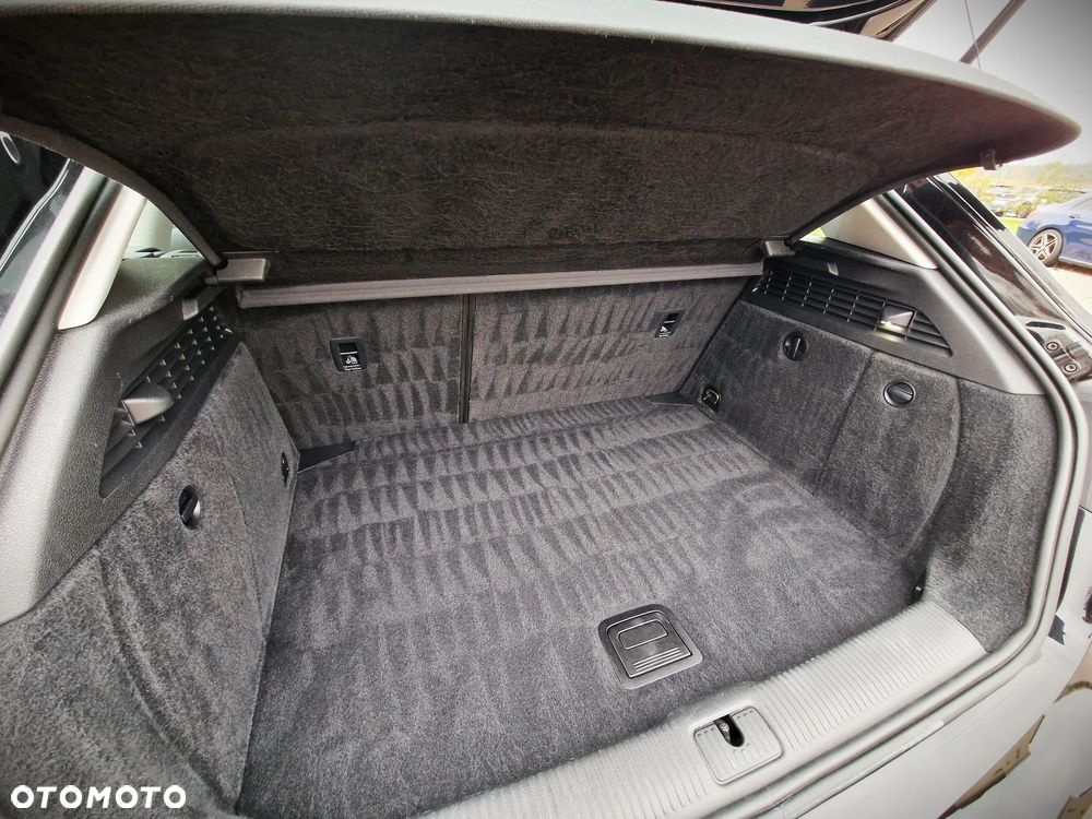Audi A3 Sportback 1.4 TFSI CoD Ambiente - 26