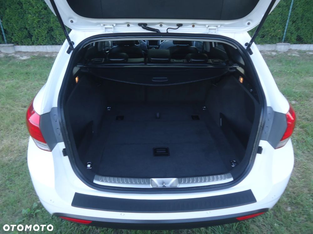 Hyundai i40 2.0 Automatik Premium - 35