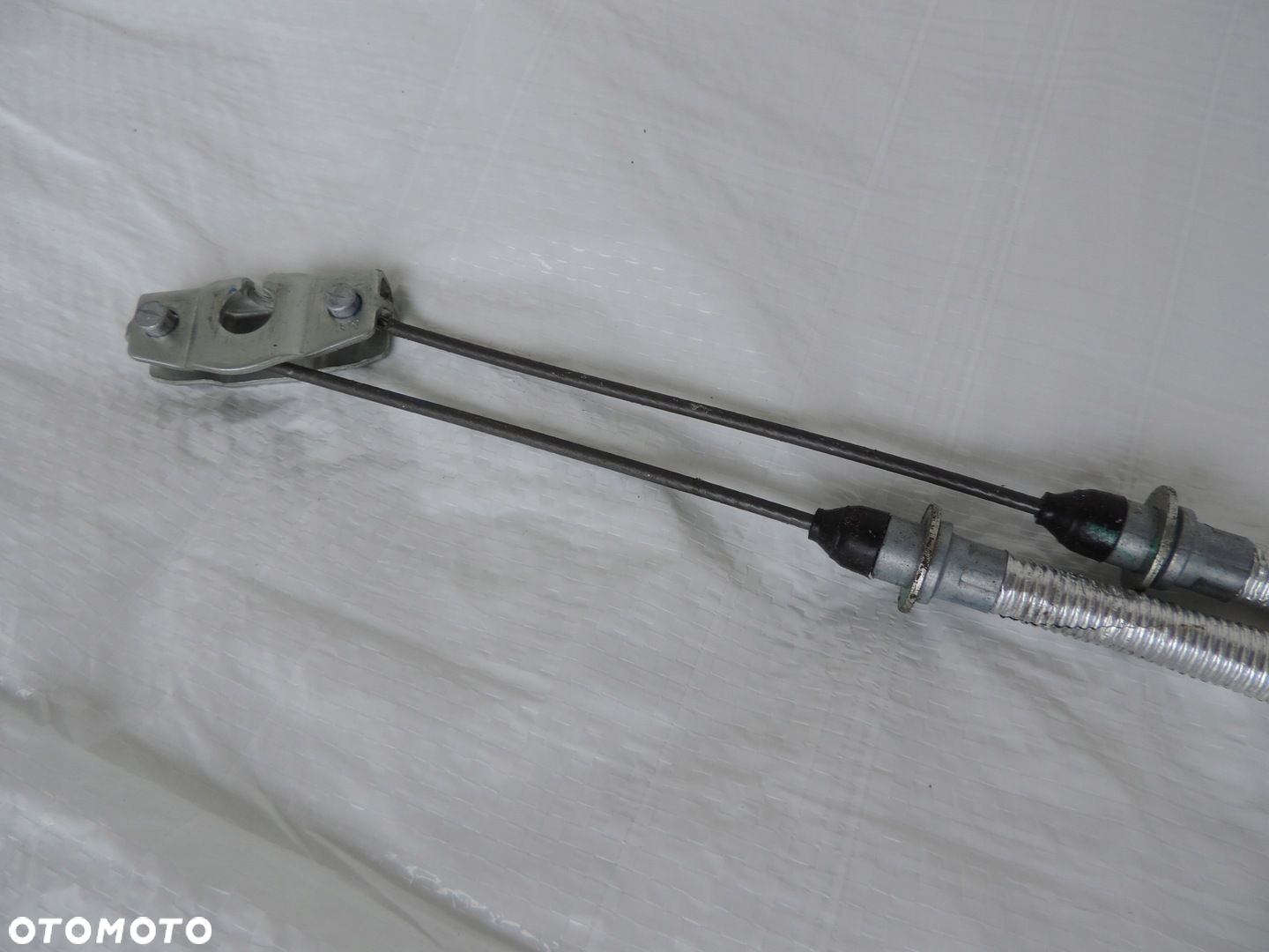 LINKA HAMULCA RĘCZNEGO OPEL CORSA D NOWA 13332850 - 2