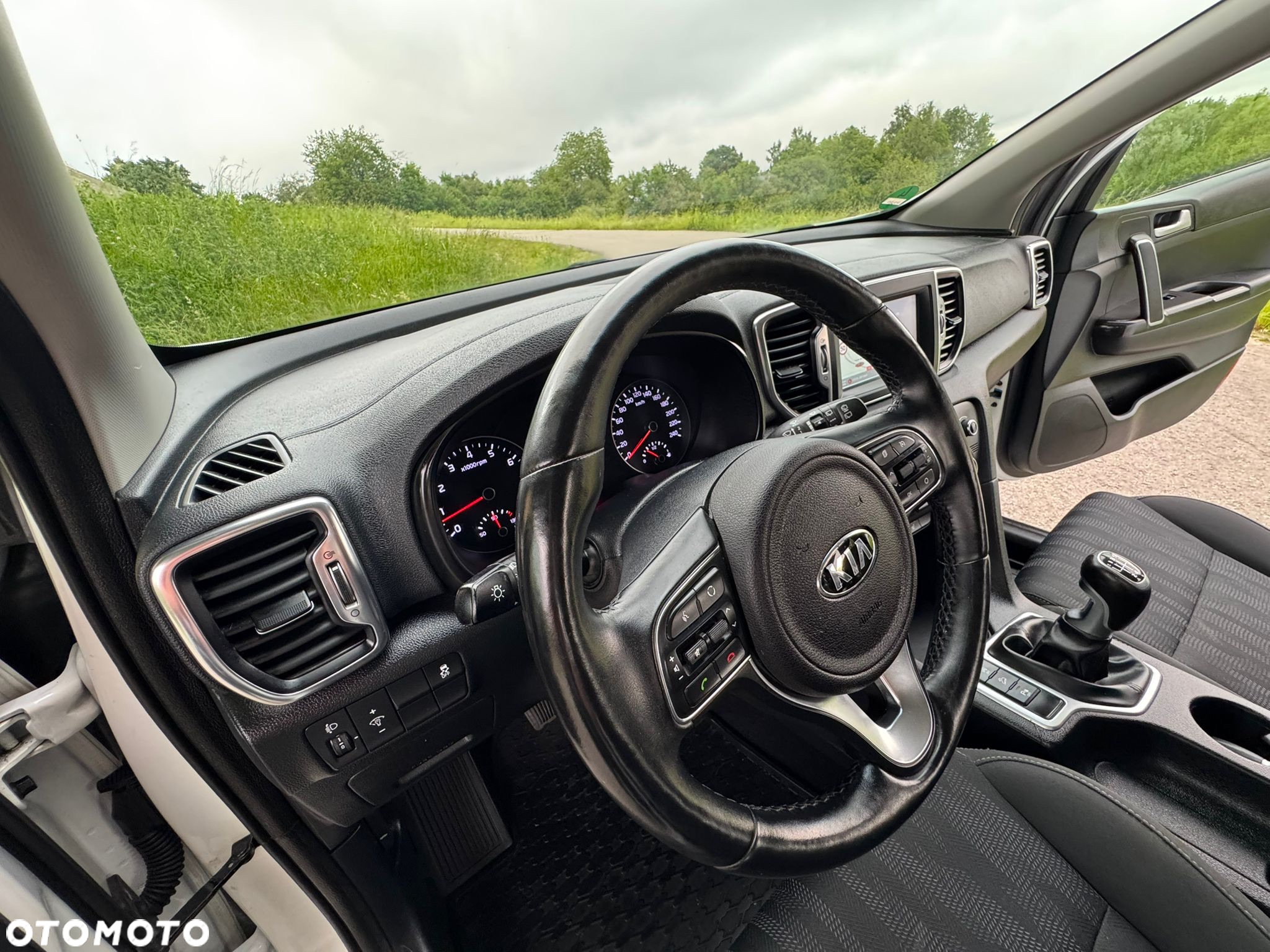 Kia Sportage 1.6 GDI 2WD DREAM-TEAM EDITION - 38