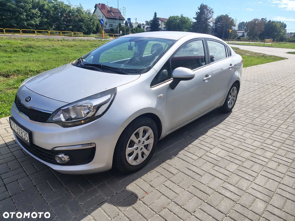 Kia Rio - 6