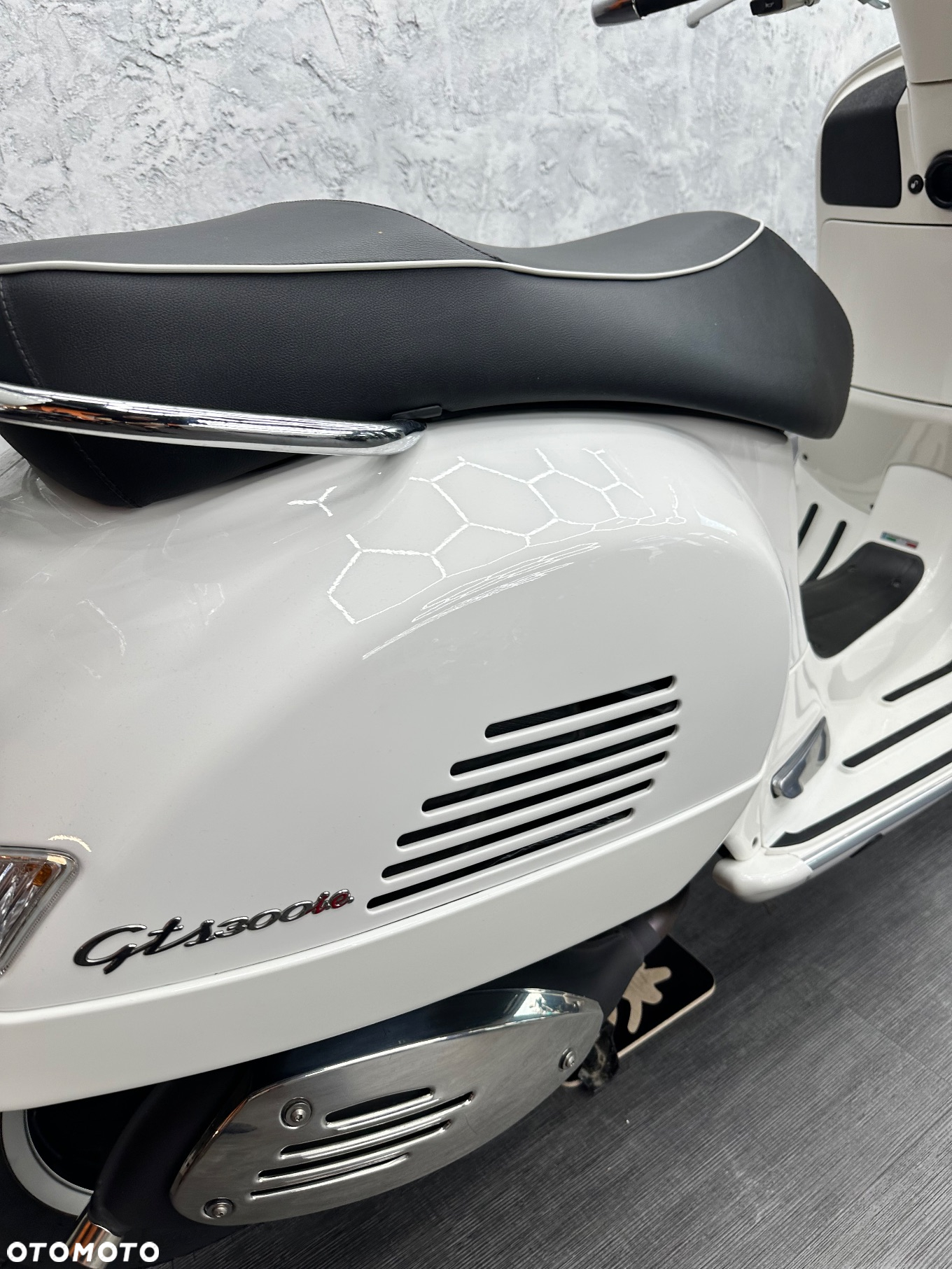 Vespa GTS - 9