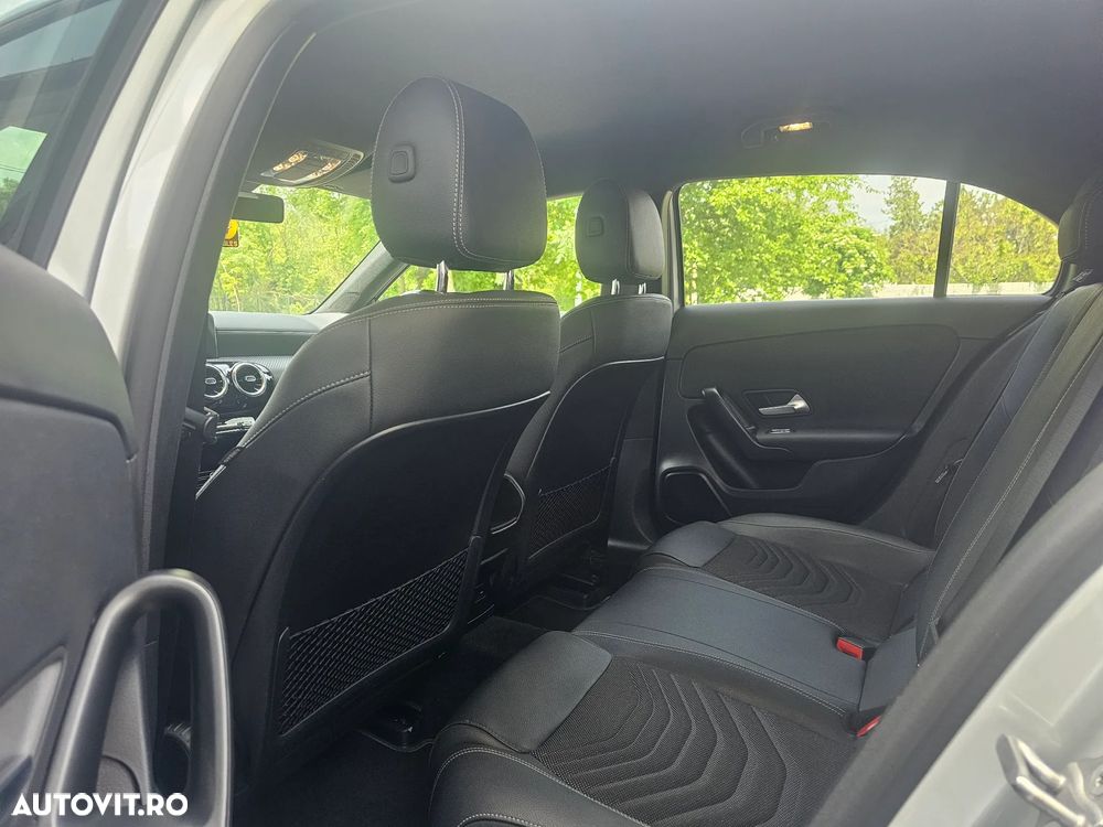 Mercedes-Benz A 180 d 8G-DCT - 10