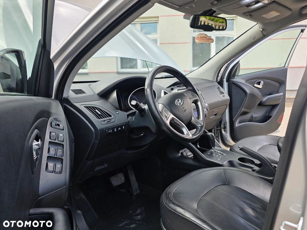 Hyundai ix35 2.0 CRDi 4WD Automatik Premium - 28