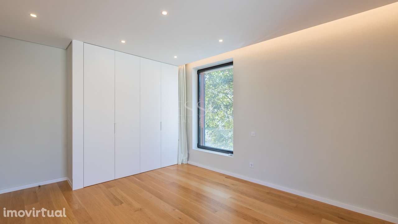 T3 Duplex Novo com Terraço e Vistas Mar na Foz do Douro - Grande imagem: 4/16