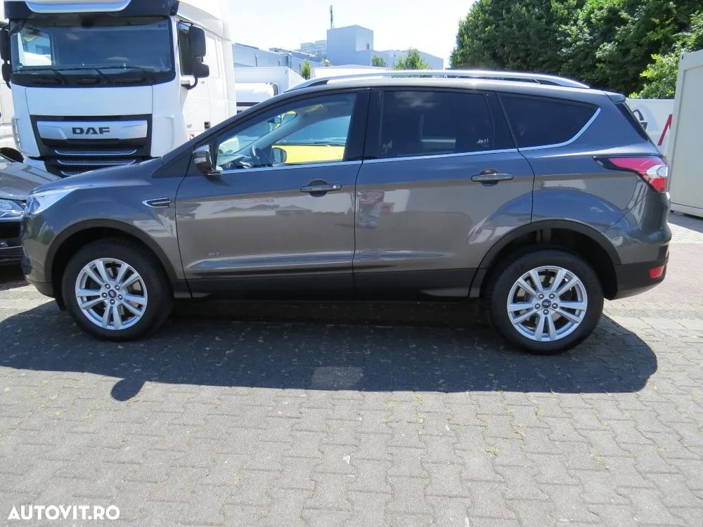 Ford Kuga 1.5 EcoBoost 4x4 Aut. Titanium - 2