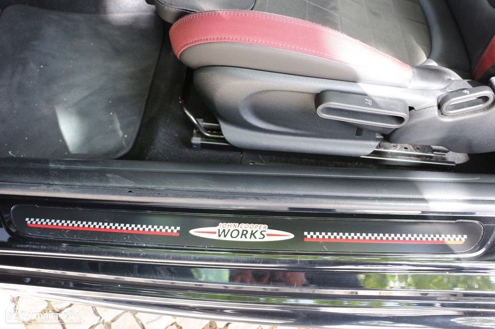 MINI 3 Portas Cooper S Auto Desportiva - 47