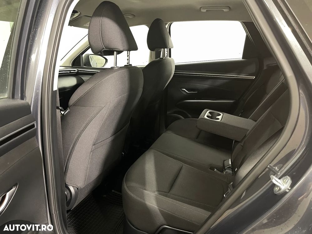 Hyundai Tucson 1.6 T-GDi HEV 2WD Advantage - 10