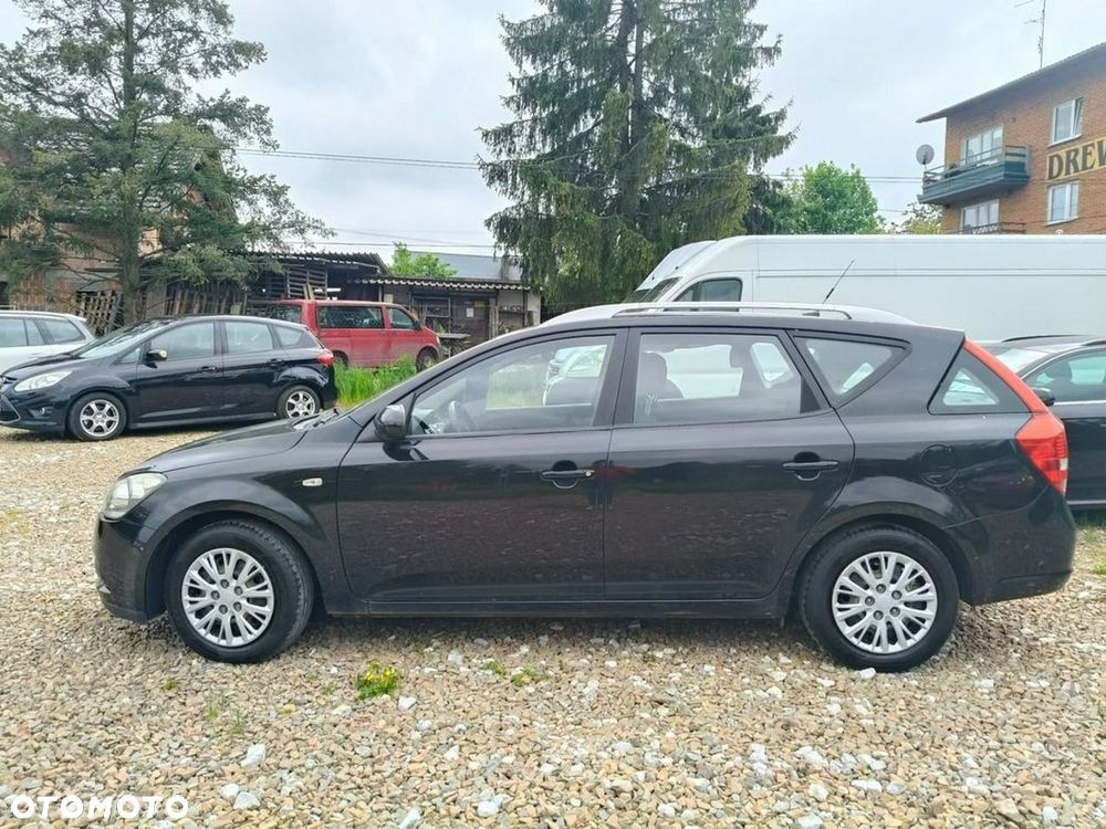 Kia Ceed - 5