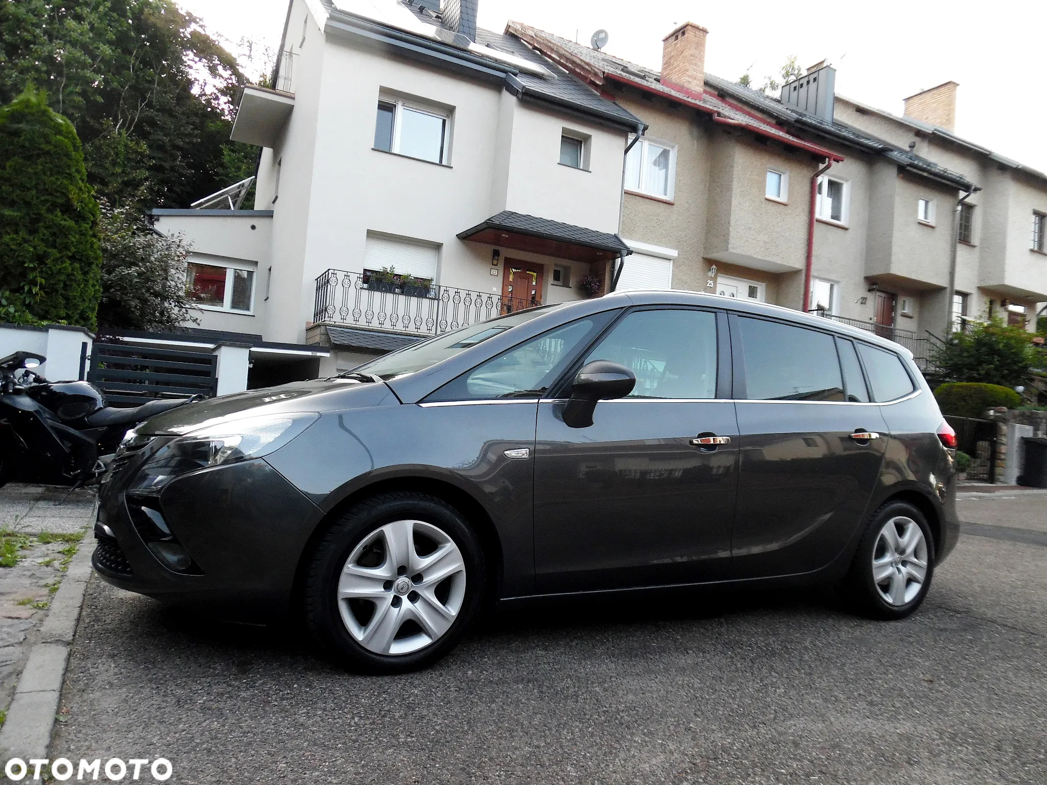 Opel Zafira - 9