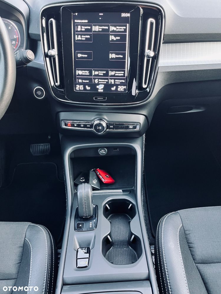 Volvo XC 40 - 20