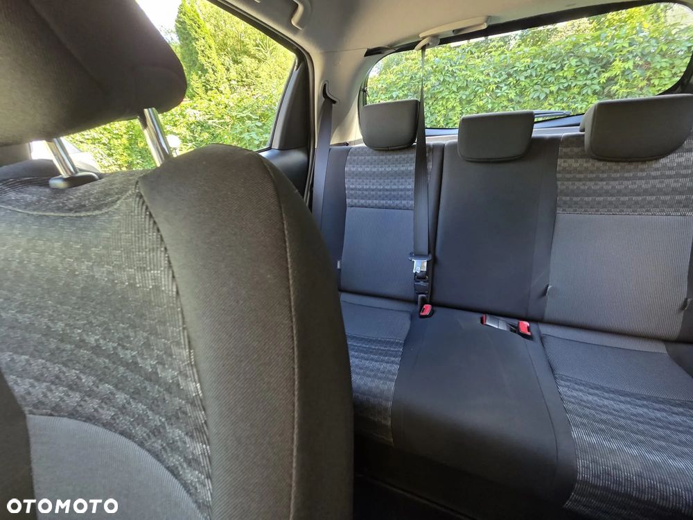 Toyota Yaris 1.33 Premium - 16