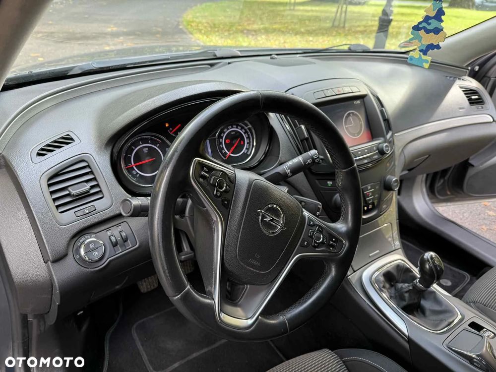 Opel Insignia 2.0 CDTI Cosmo - 11