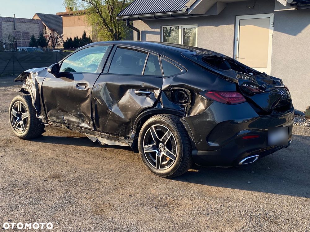 Mercedes-Benz GLC 300 de PHEV 4-Matic AMG Line - 11