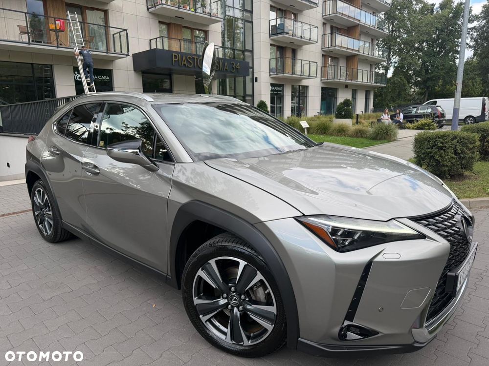 Lexus UX 250h Prestige AWD - 1