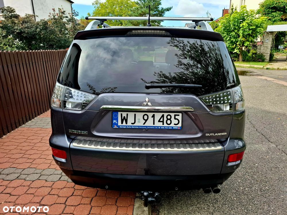 Mitsubishi Outlander 2.0 DID Intense + - 4