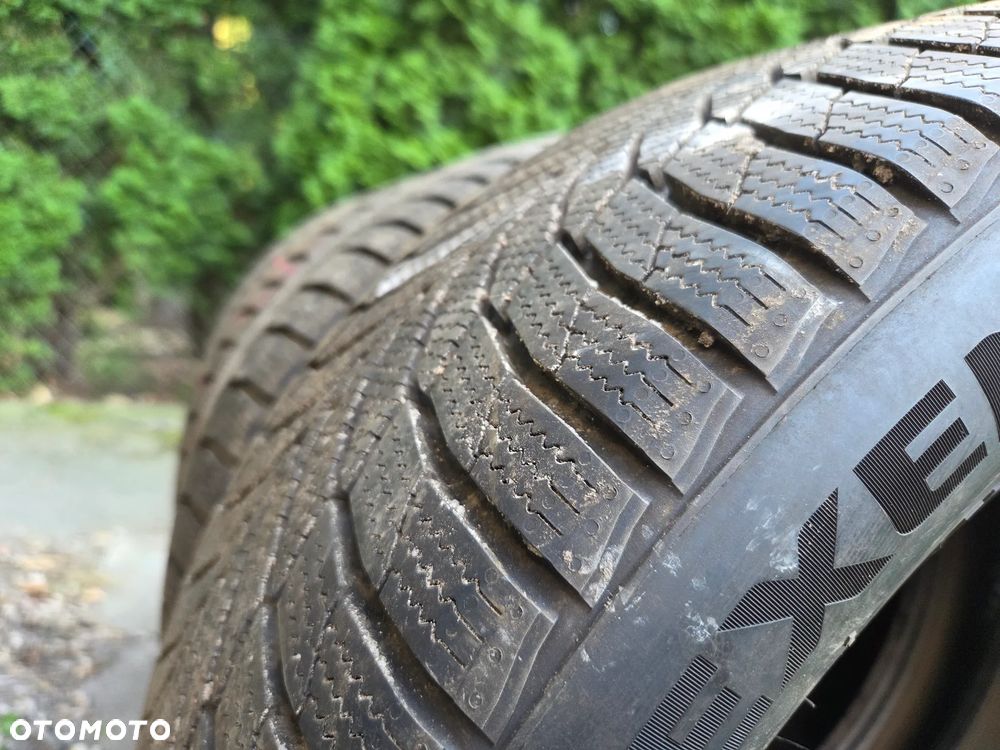 235/50/R19 NEXEN - 2