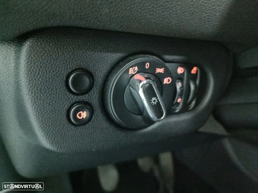 MINI Clubman One D - 17