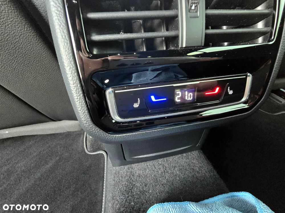 Volkswagen Arteon 2.0 TSI R-Line DSG - 26