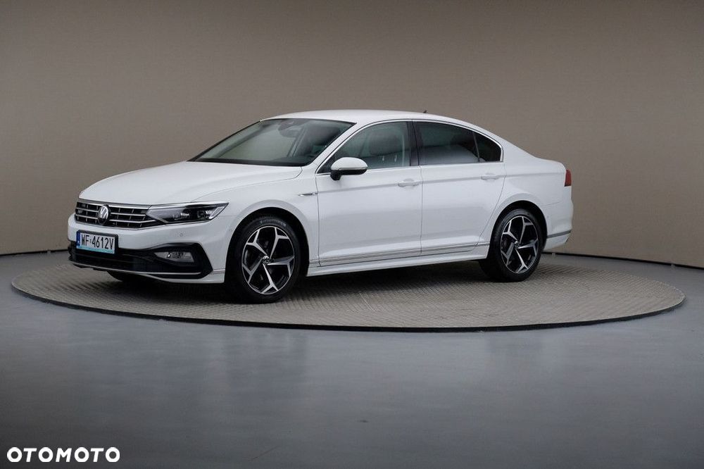 Volkswagen Passat 1.5 TSI EVO Elegance DSG - 1