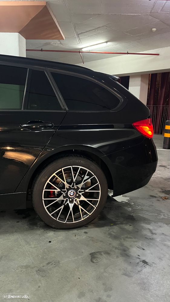 BMW 318 d Pack M - 4