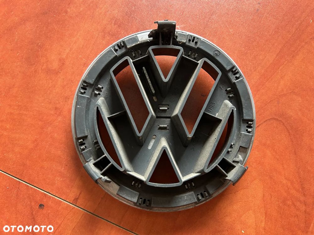 EMBLEMAT ZNACZEK LOGO GRILLA 1K5853600 VOLKSWAGEN PASSAT B6 GOLF V - 2