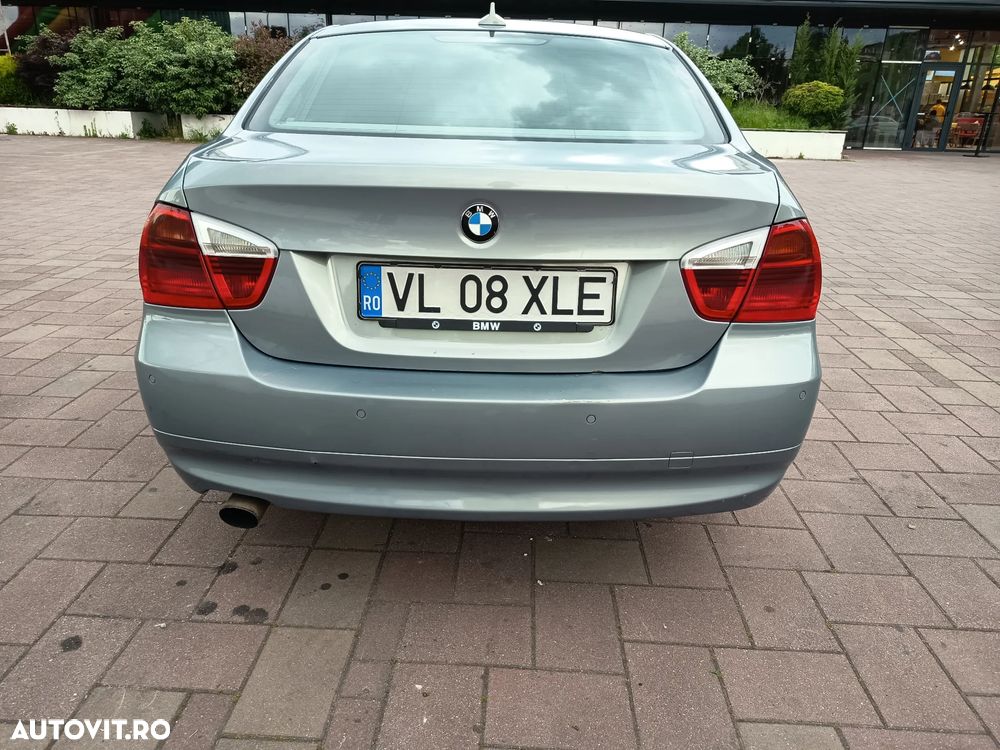 BMW Seria 3 320d DPF Aut. - 4