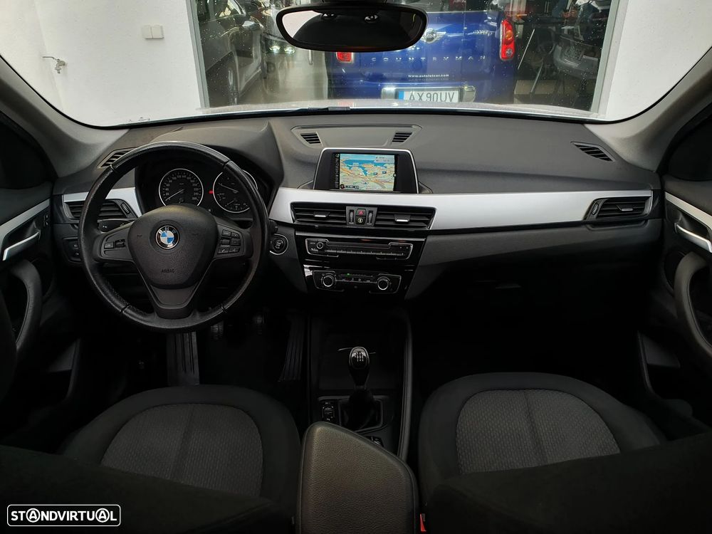 BMW X1 16 d sDrive Advantage - 25