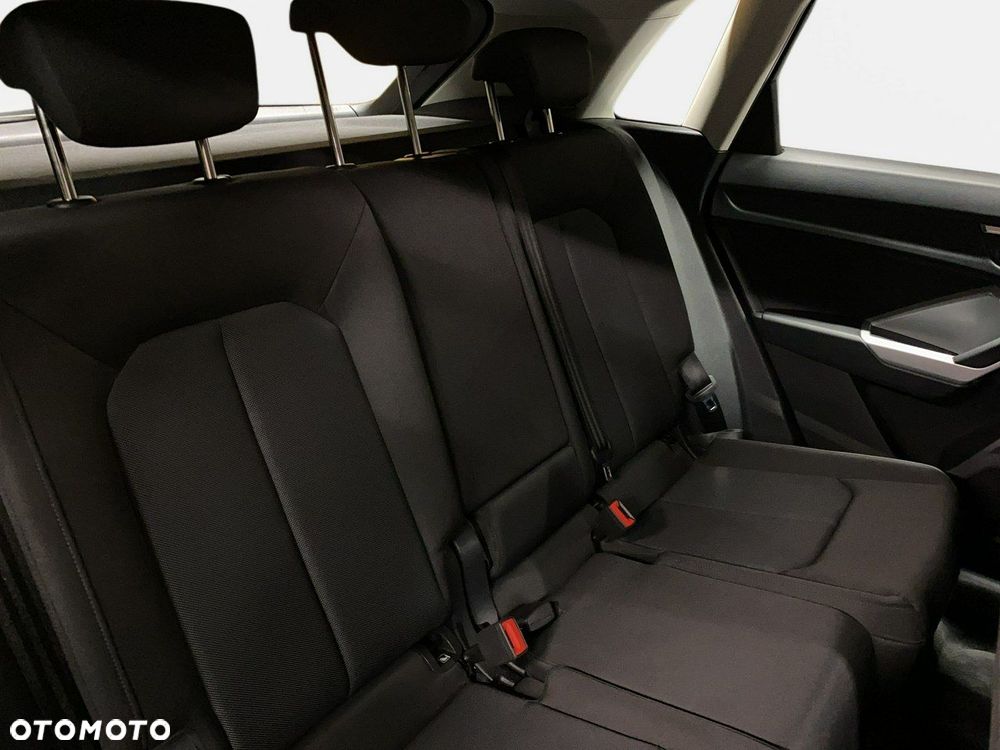Audi Q3 - 17