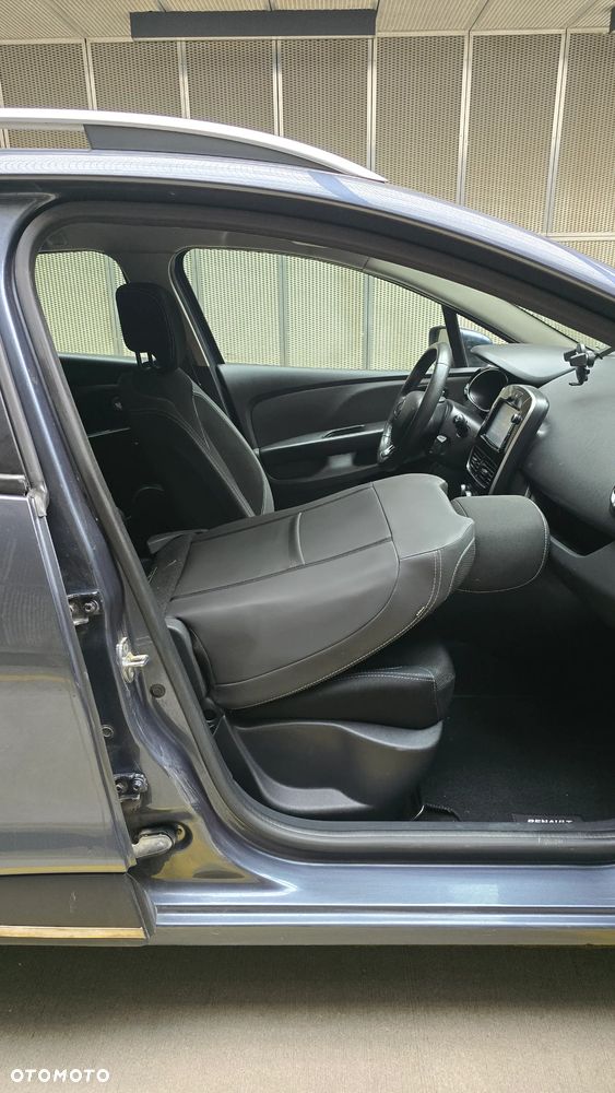 Renault Clio - 12