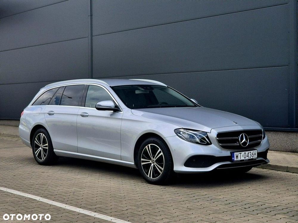 Mercedes-Benz Klasa E - 22