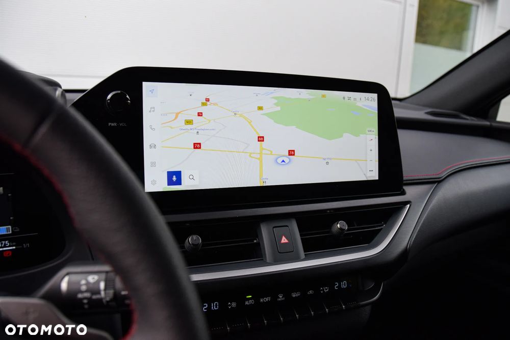 Lexus UX 300h F Sport - 11