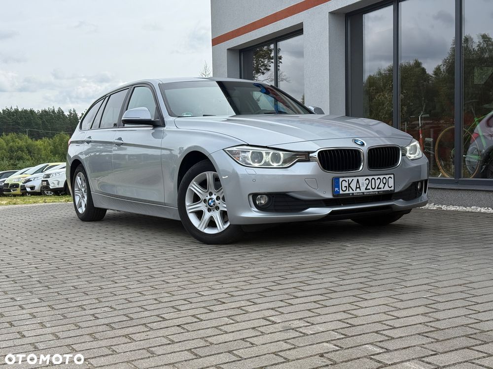 BMW Seria 3 318d Sport Line - 5