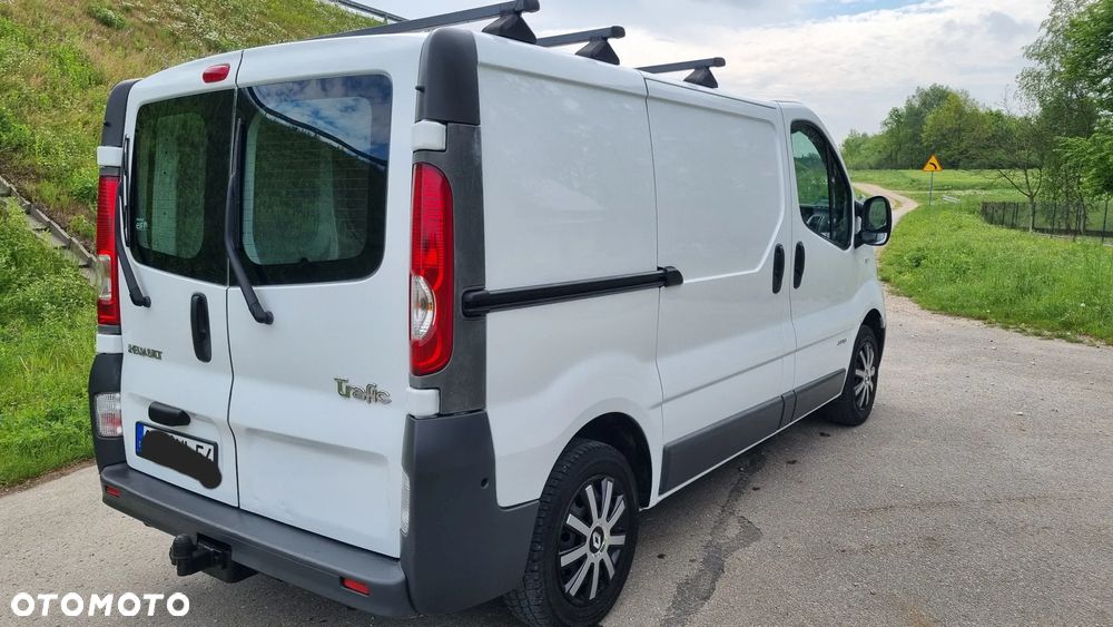 Renault Trafic - 9