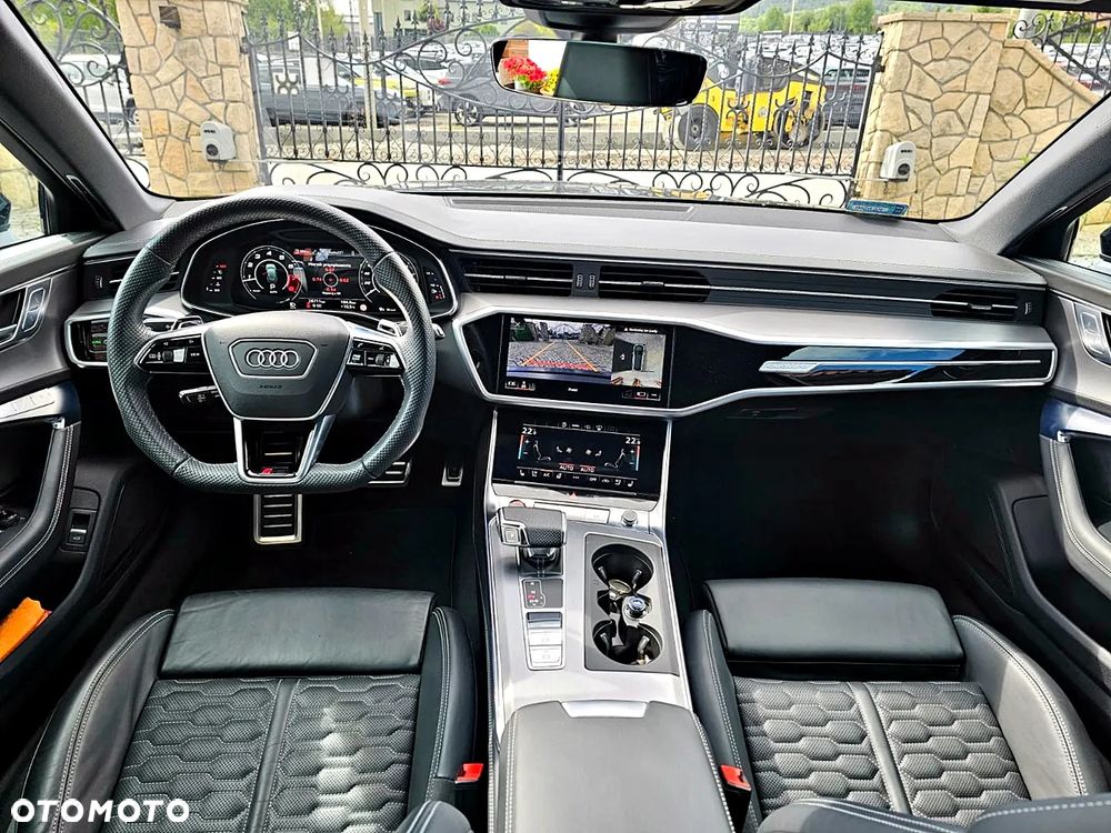 Audi RS6 Avant - 10