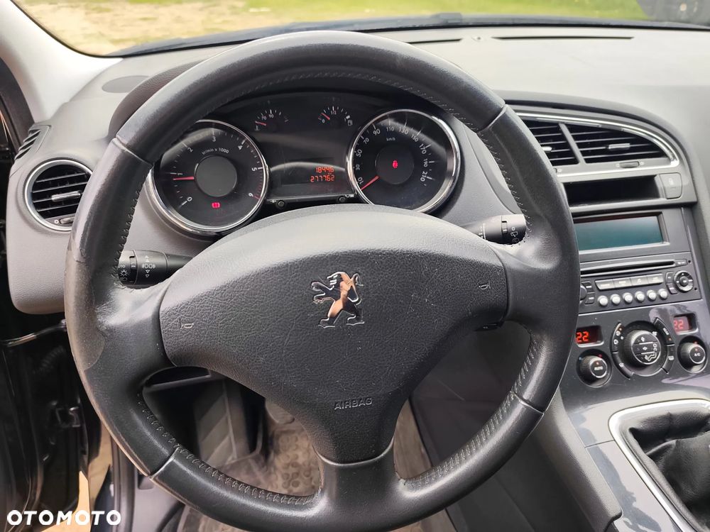 Peugeot 5008 - 24