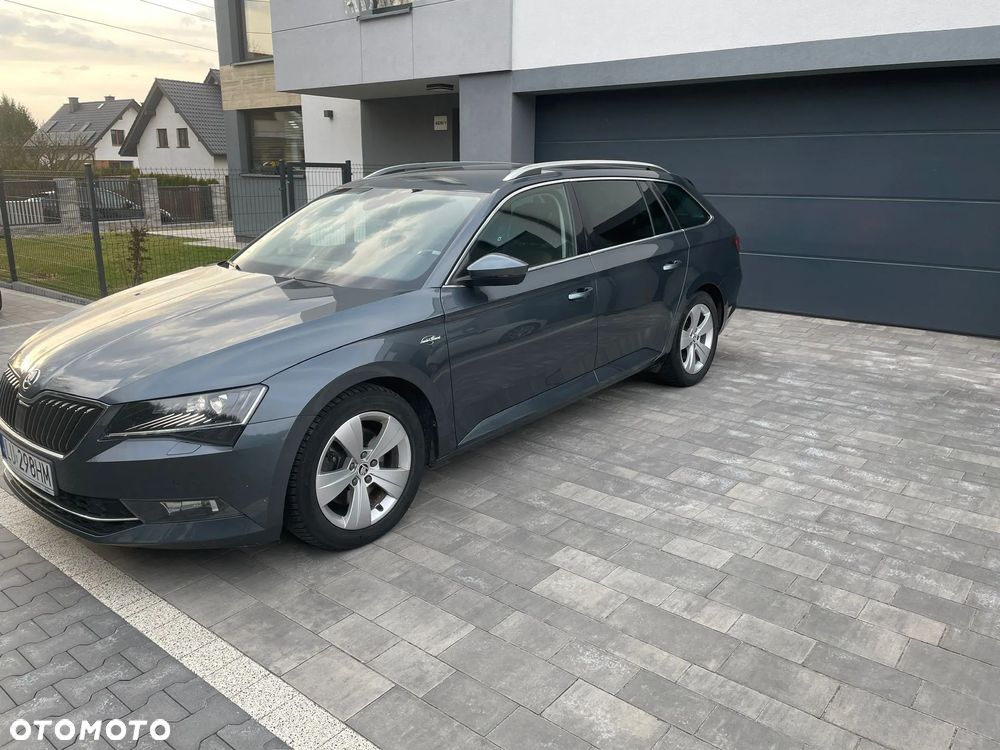 Skoda Superb 2.0 TDI L&K DSG - 2