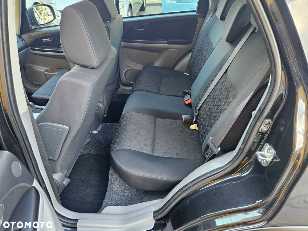 Suzuki SX4 1.6 VVT 4x4 Style - 11